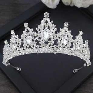 New Korean Bride Headdress Zircon Crown Necklace Ear Earrings Earrings Three Suit