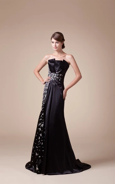 Sequined A-Line Sleeveless Satin Dress With Court Train