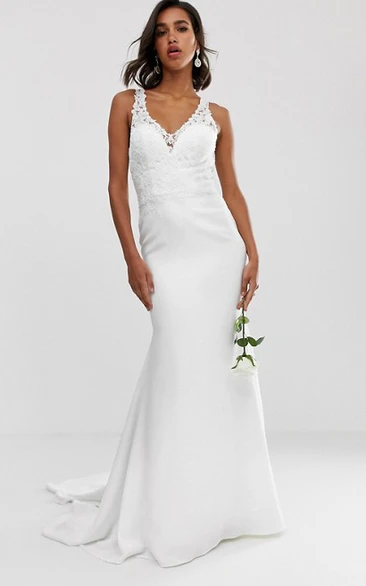 Ethereal Sheath Straps Sleeveless Long Wedding Dress