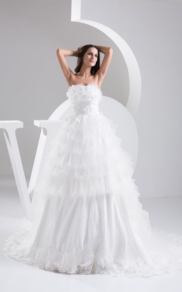 Floral A-Line Tulle Appliques and Ball-Gown With Tiers