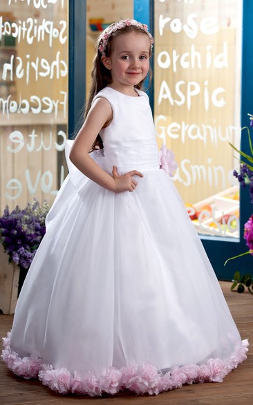 Lovely Sleeveless Ruched Flower Girl Dress With Bow