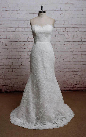 Strapless Lace Trumpet Bridal Dress With Court Train