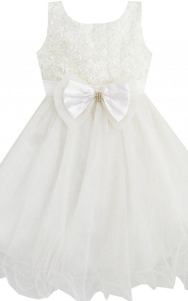 Sleeveless A-line Ruched Dress With Beadings and Bow