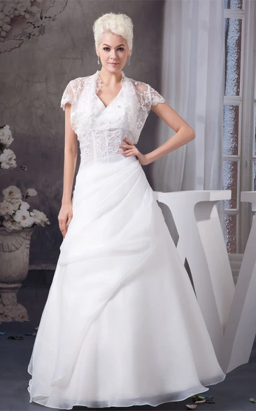 Sleeveless Tulle A-Line Bolero and Gown With Appliqued