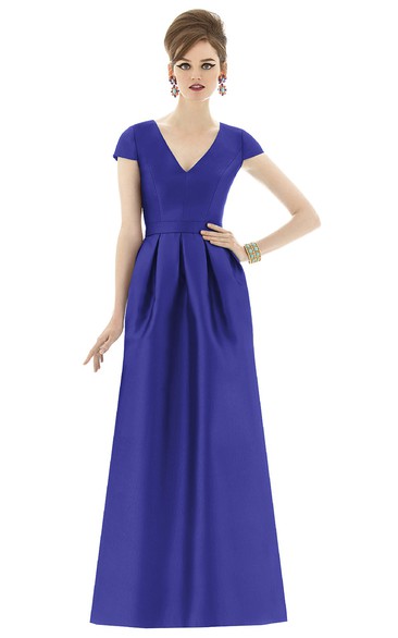 Satin V-Neck Noble Gown With Short Sleeves