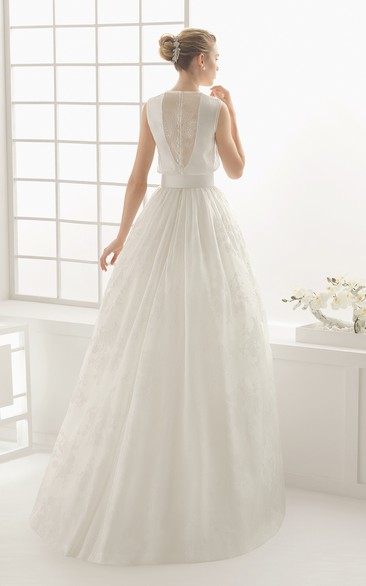 Lace Sleeveless Jewel-Neck Gown With Wide Belt