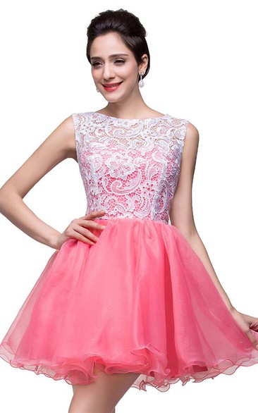 Lovely Sleeveless Lace Homecoming Dress Short 