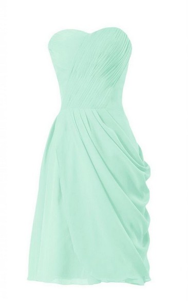 Chic Strapless Sweetheart Side-drappping Short Dress