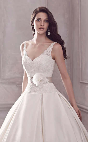 Ball Gown With Fitted Lace Bodice And Floral Detail