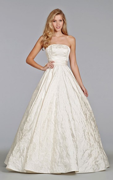 Glamorous Strapless Satin Ball Gown With Bow at Back