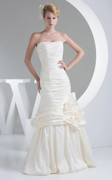 Sleeveless Ruffled Column Dress With Flower With Ruching