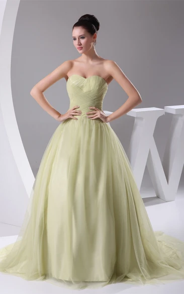 Sweetheart A-Line Tulle Pleats and Ball-Gown With Ruching