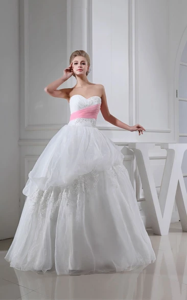 Two-Tone Sweetheart Pick-Up A-Line Dress With Appliques and Peplum