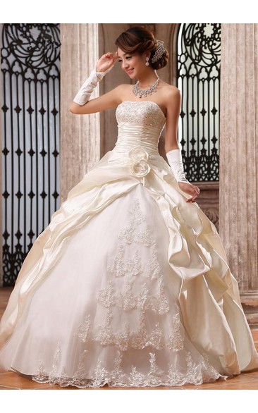 Glamorous Strapless Lace Appliques Taffeta Wedding Dresses Ball Gown