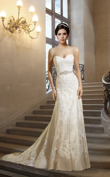 Sweetheart Sheath Lace Wedding Dress