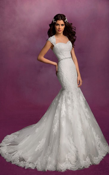 Mermaid Floor-Length Queen-Anne Keyhole Lace Dress With Appliques And Waist Jewellery