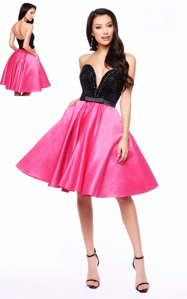 A-Line Short Sweetheart Sleeveless Satin Dress With Beading