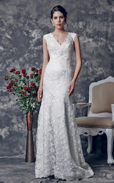 1920's Vintage-inspired V-shaped Back Cutout Brush Train Trumpet Wedding Dress