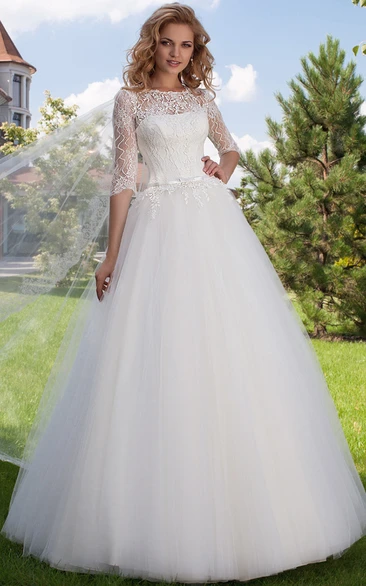 Ball Gown Jewel Neck Appliqued Half Sleeve Tulle Wedding Dress