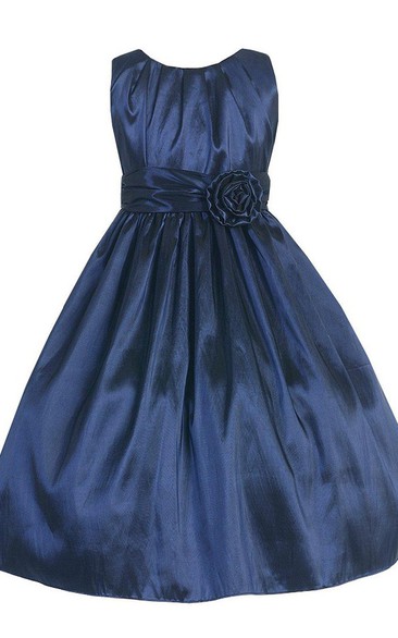 Sleeveless A-line Taffeta Dress With Pleats and Flower