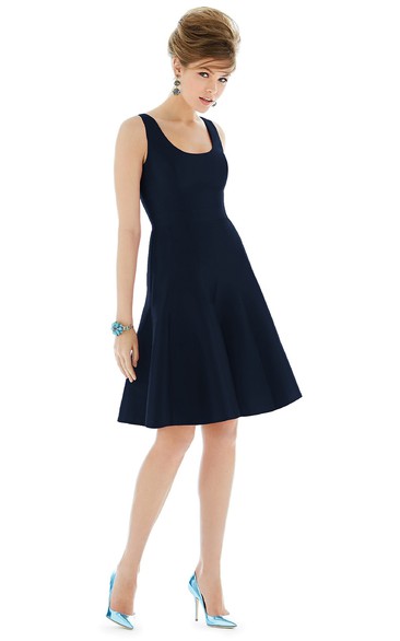 Simple Sleeveless Dress With Scoop Neckline