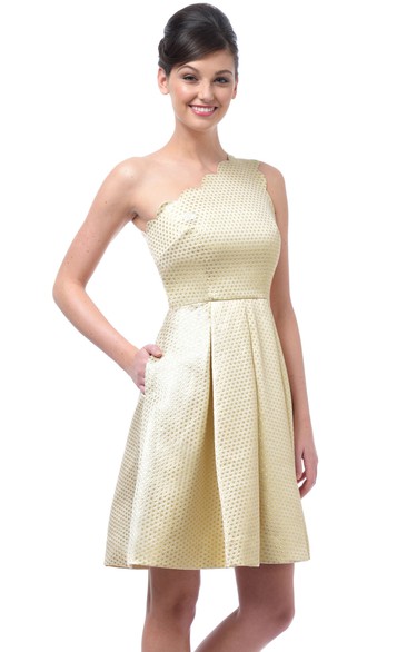 One-Shoulder Impressive Dress With Scalloped Edged Strap