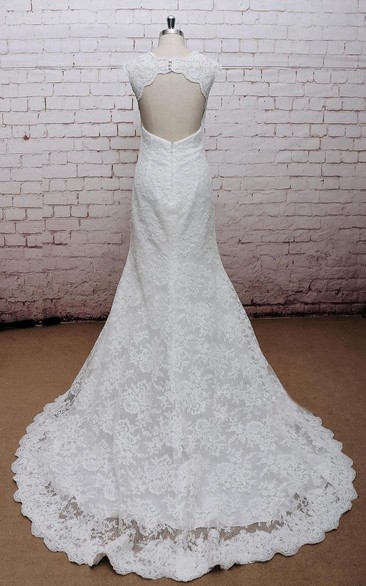 Lace Sleeveless Mermaid Bridal Gown With Scalloped V-Neck