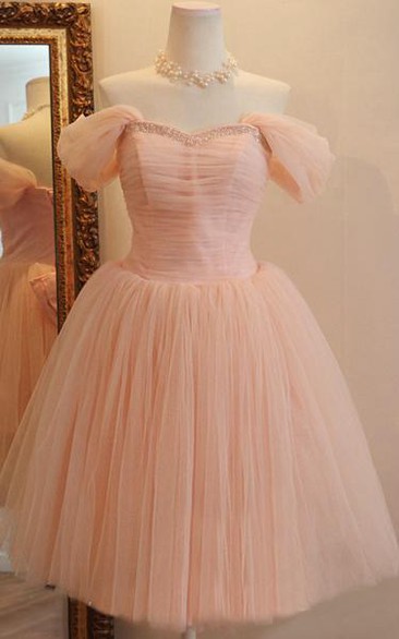 Charming Off-the-shoulder A-Line Short Tulle Dress