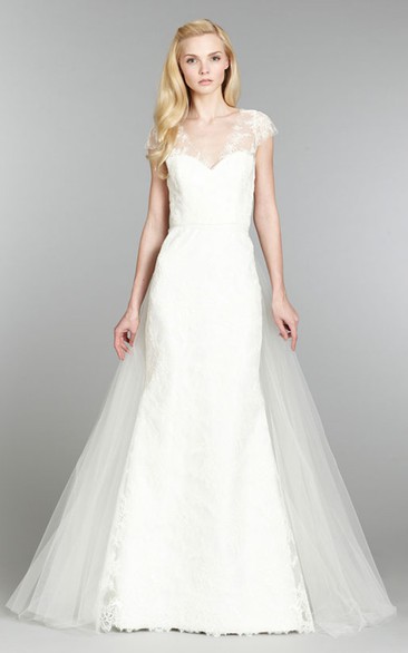 Demure V-Neck Cap Sleeve Lace Dress With Detachable Tulle Train