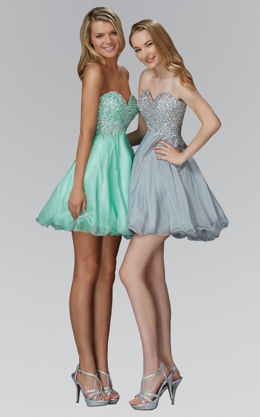 A-Line Short Sweetheart Sleeveless Chiffon Dress With Sequins And Beading