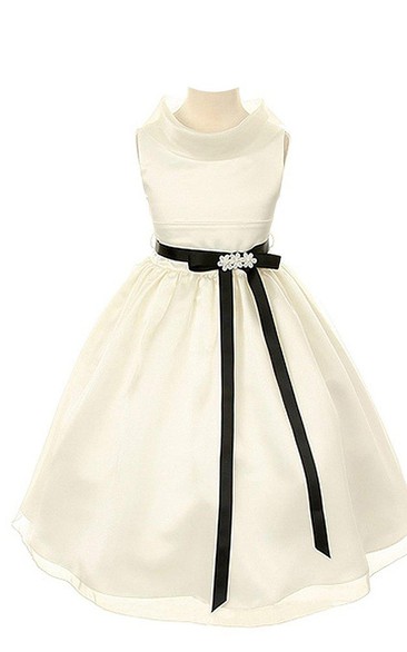 Sleeveless A-line Satin Dress With Belt