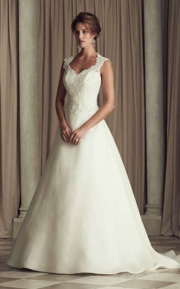 Royal Dress With Queen Anne Neckline And Lace Bodice