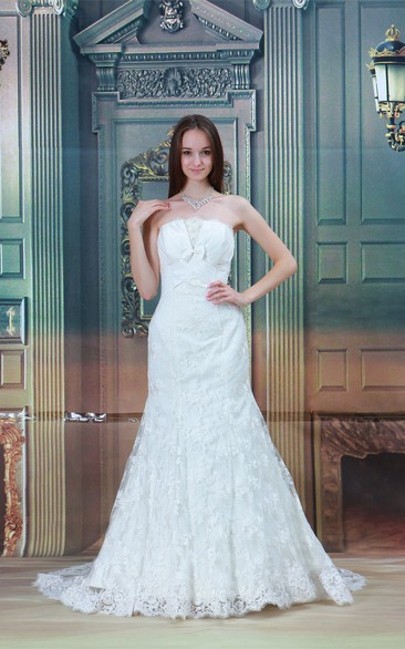 Gossamery Sleeveless Strapless Trumpet Satin Appliqued Wedding Dresses