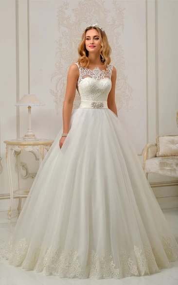 A-line Floor-length Appliques Backless Lace&Tulle Dress With Bow