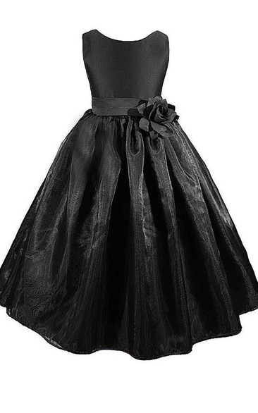 Sleeveless A-line Pleated Dress With Flowers and Bow