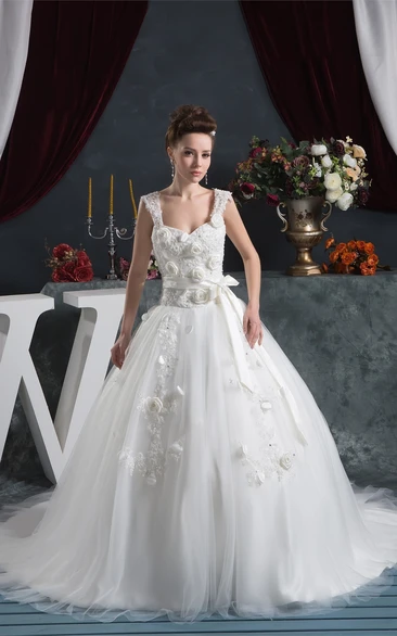 Strapped Tulle Appliques and Ball-Gown With Ribbon