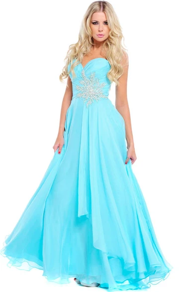 A-Line Sleeveless Sweetheart Appliqued Chiffon Prom Dress