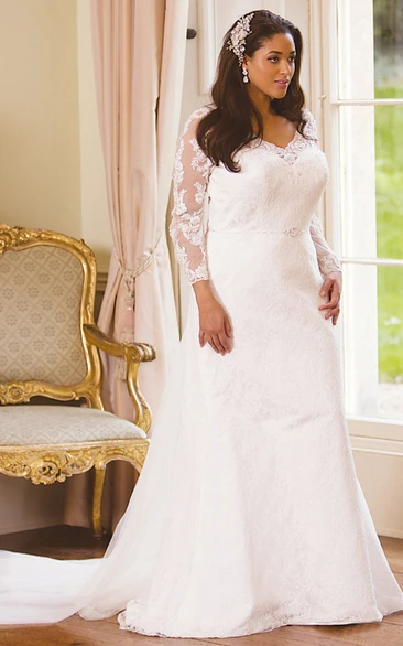 Long-Sleeve Floor-Length V-Neck Lace Plus Size Wedding Dress With Appliques And Illusion