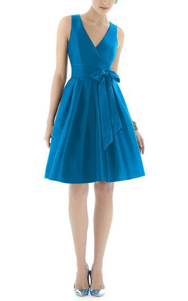 V-neck A-line Satin Short Dress with Bow