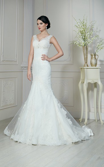 Trumpet Floor-Length V-Neck Sleeveless Corset-Back Lace Dress With Beading