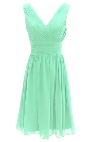 V-neck Pleated A-line Short Dress With Ruched Band