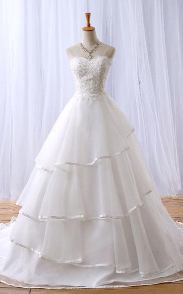 A-Line Long Sweetheart Appliques Chapel Train Zipper Lace-Up Back Tulle Lace Dress