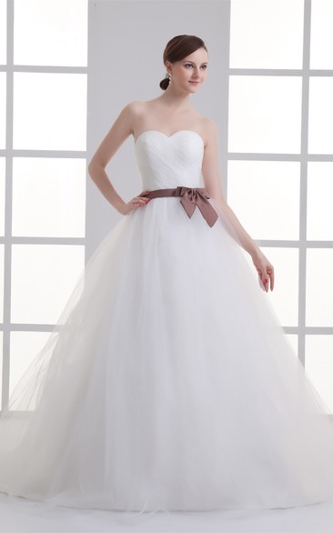 Stylish Sleeveless Sweetheart Satin Wedding Dresses