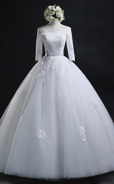 Scoop Ball Gown Bateau Long Tulle Wedding Dress With Lace