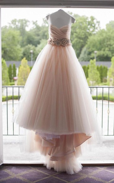 Sweetheart Strapless Flowers Beading Wedding Dress With Court Train