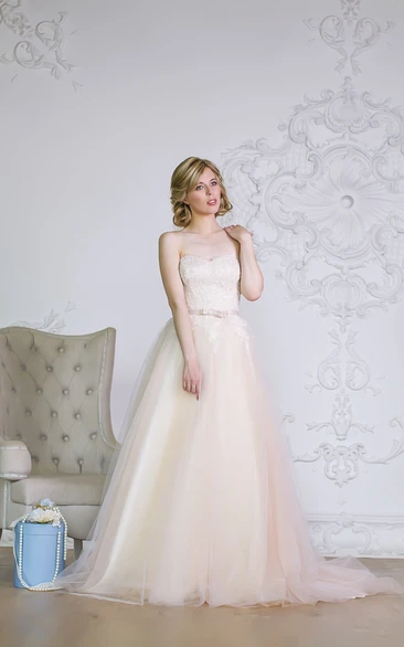 A-Line Floor-Length Sweetheart Sleeveless Corset-Back Organza Dress