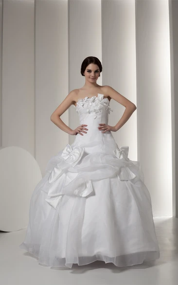 Strapless Pick-Up Zipper Back and Ball-Gown With Bow