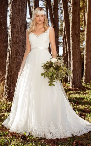 A-line Straps Court Train Boho Wedding Dress with Applique