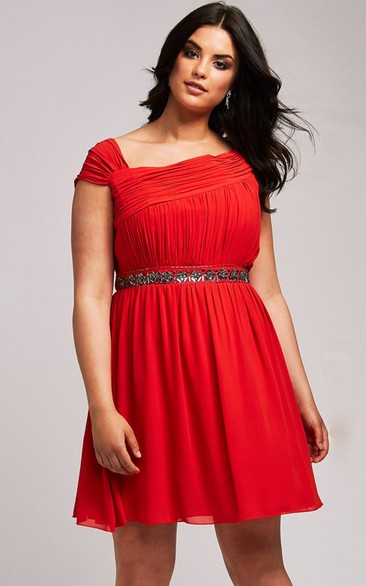 Short Plus Sleeves Dress With Beaded Waist