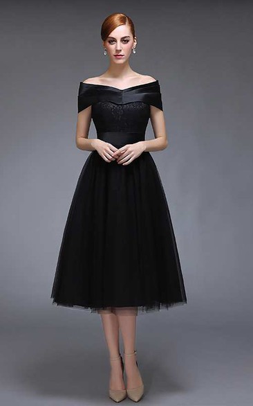 Off The Shoulder V Neck A-line Knee Length Tulle Dress